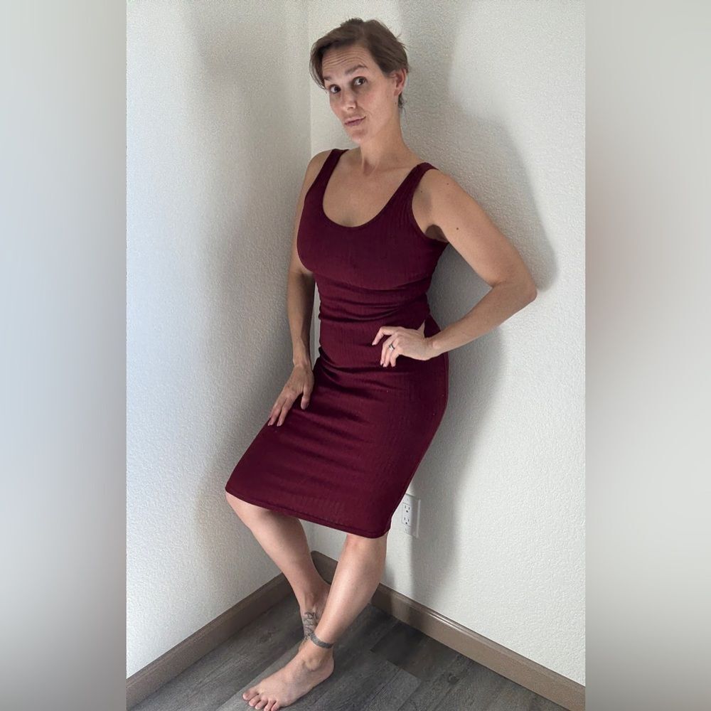 Ribbed Midi Tank Dress Flattering Bodycon Wine Merlot Stretch Small